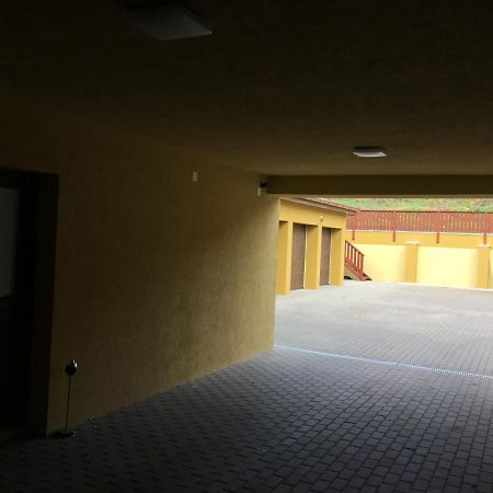 Balance Apartman Eger Luaran gambar